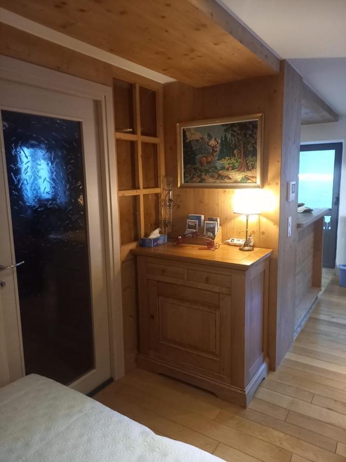 Appartement Centre Du Village Brides Les Bains Bagian luar foto