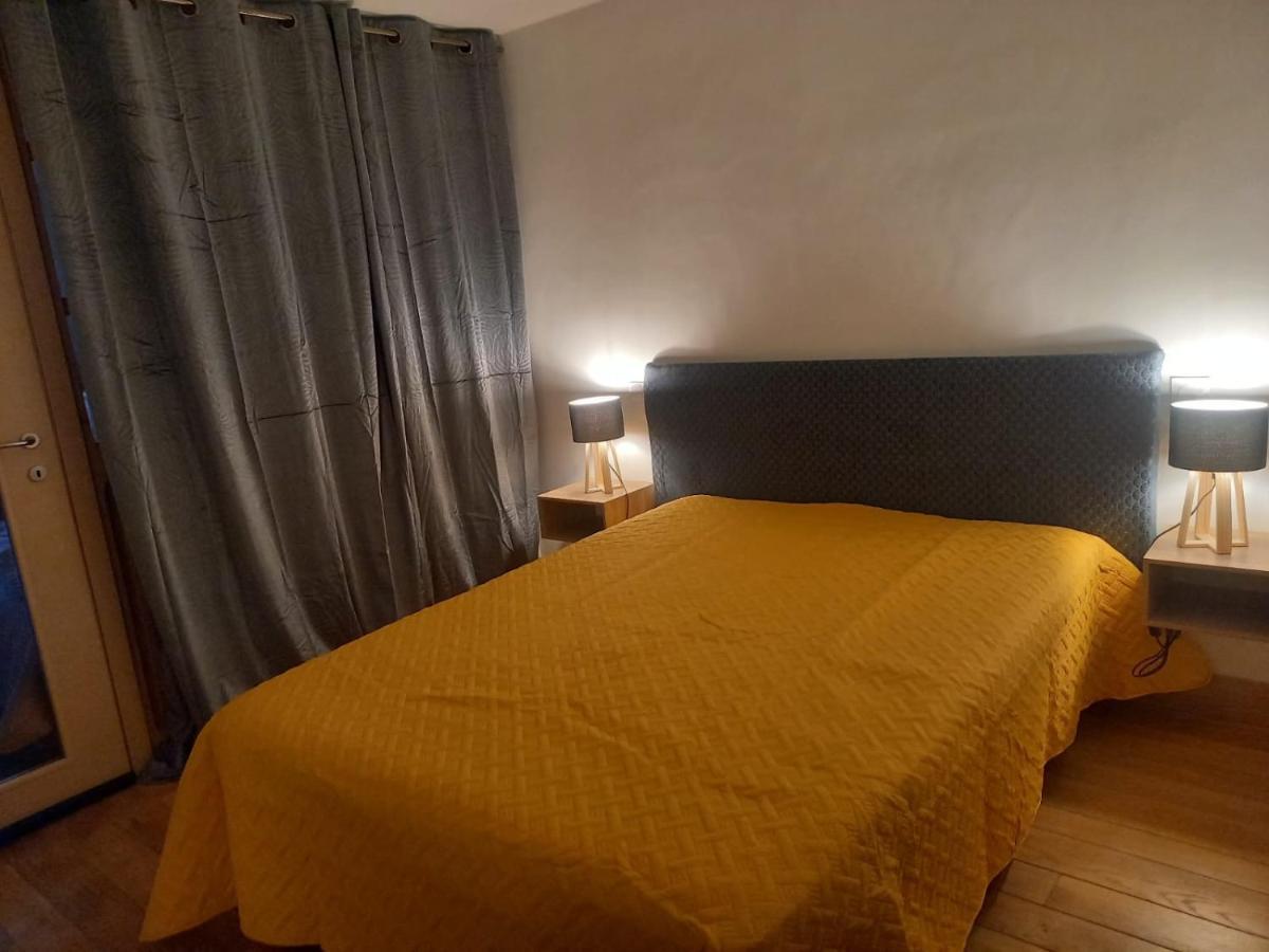Appartement Centre Du Village Brides Les Bains Bagian luar foto