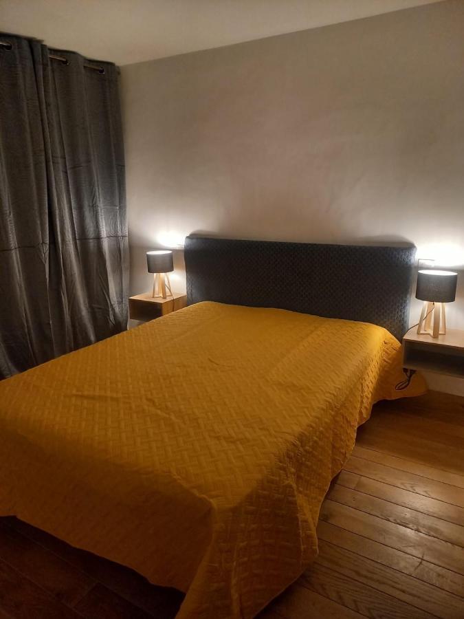 Appartement Centre Du Village Brides Les Bains Bagian luar foto